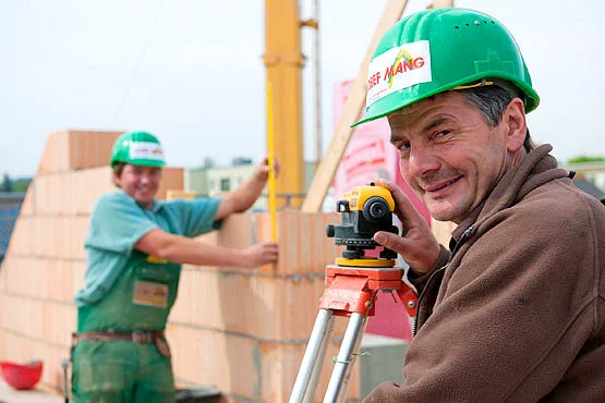 Stellenanzeige Vorarbeiter / Polier / Maurer (m/w/d) | Mang Bauunternehmung Karriere